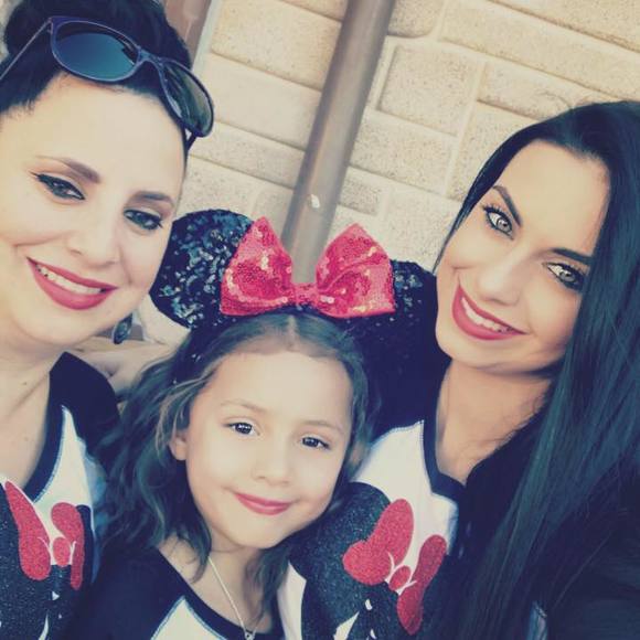 Meet your Posher, Alexandra - Picture 1 of 1